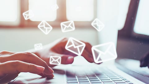 FT: Pilita Clarke - Not another work email with exclamation marks! 