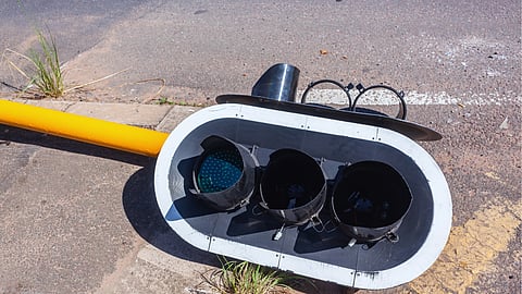 Johannesburg’s traffic lights are crumbling, leaving streets in chaos
