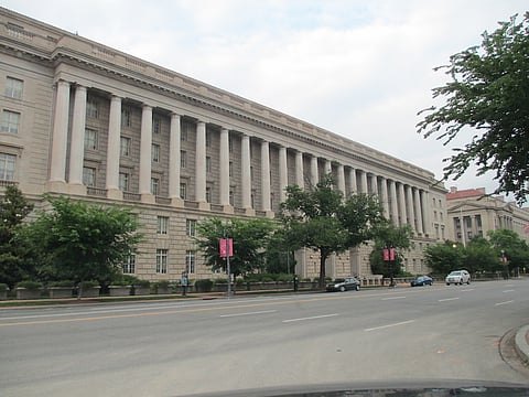 US faces $5b filching by ID thieves in fake tax returns