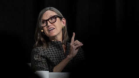  Cathie Wood’s Ark invests in Elon Musk’s AI startup xAI