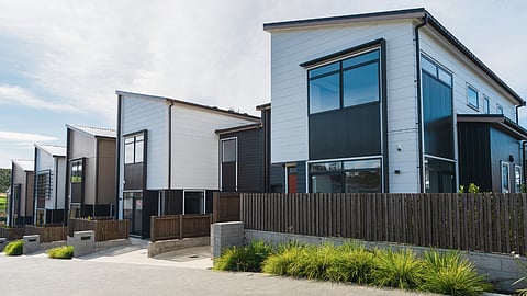 Sean McLaughlin – A peek into SA’s possible future: Parallel towns