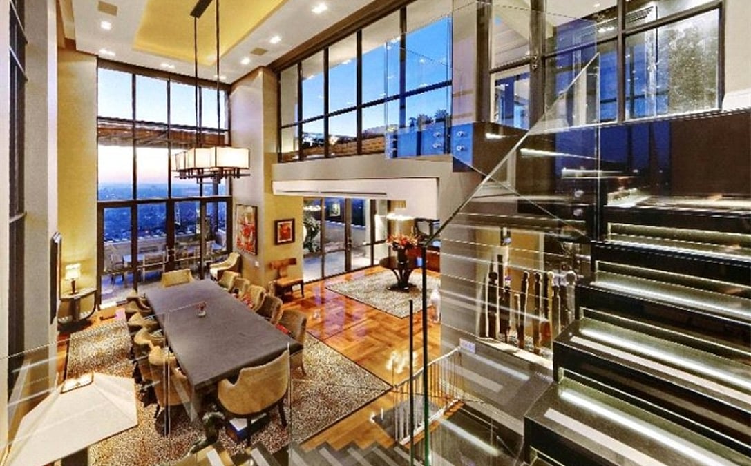 Sandton penthouse, a snip at R60-m ā with pics of what it looks like inside