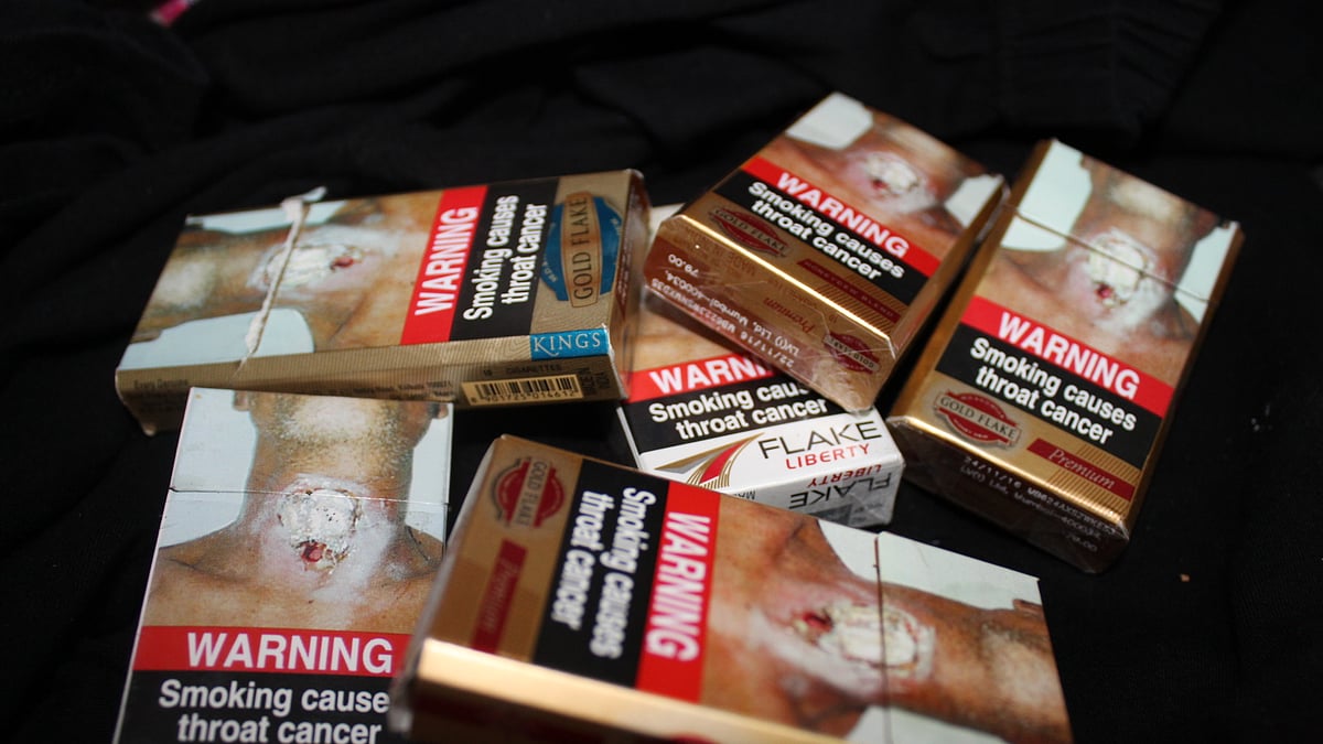 <div class="paragraphs"><p>ITC Ltd's Q3 revenue growth was driven by a strong performance across its FMCG, hospitality, and paperboards businesses, although the company's margin contracted by 216 basis points to 31.86%. (Boxes of ITC’s tobacco cigarette brand, Gold Flake, are displayed for a picture in Mumbai, India. Photo source: NDTV Profit)</p></div>