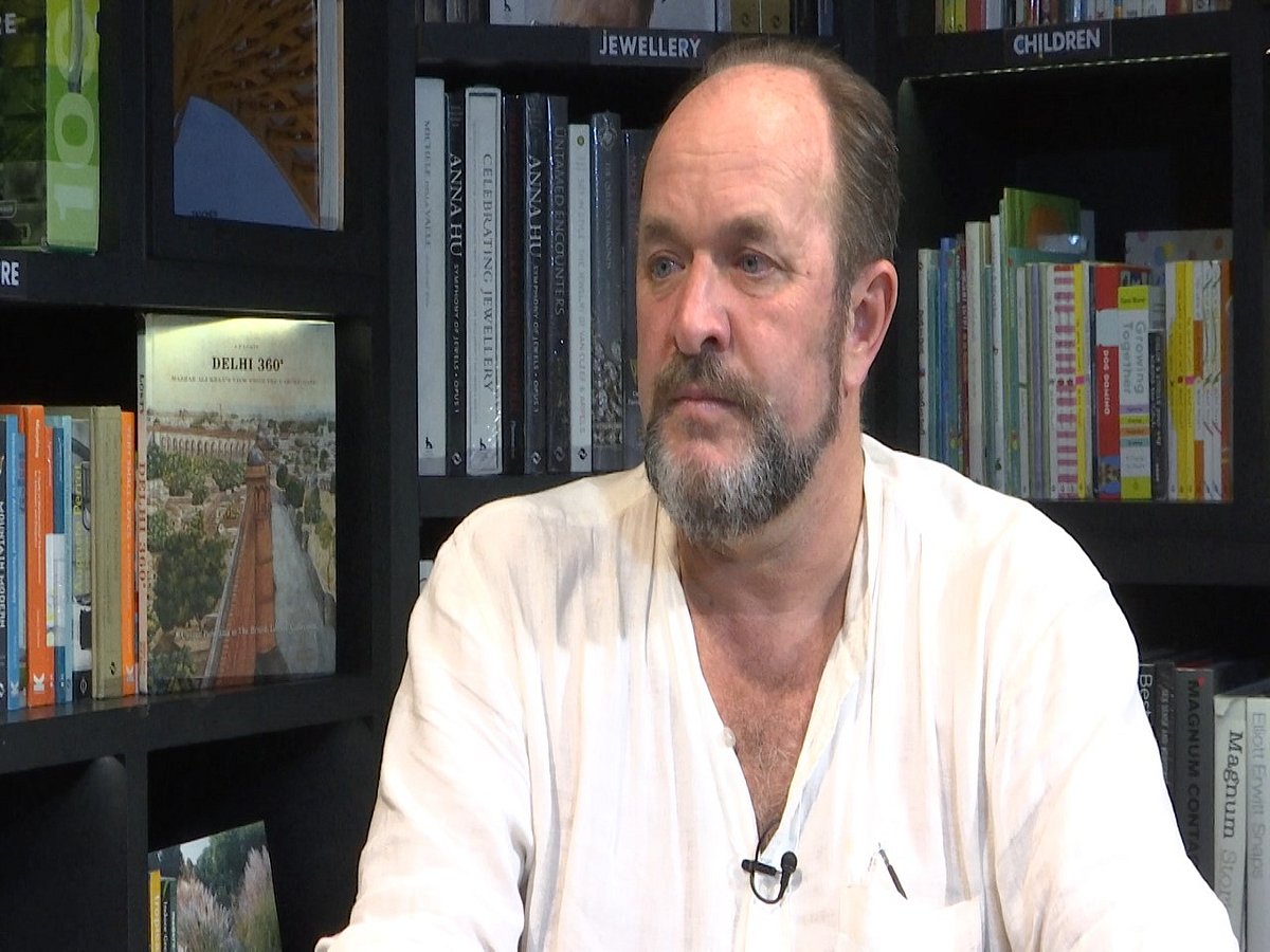 William Dalrymple at a Mumbai bookstore . (Photographer: Vishal Patel/BloombergQuint)