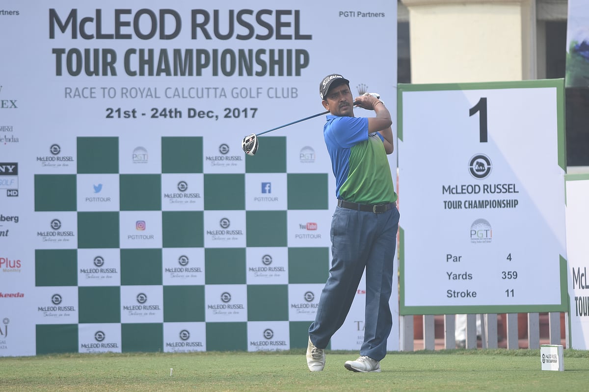Order of Merit winner Shamim Khan hitting a tee shot (Source: PGTI)
