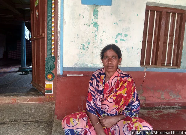 Fifty-year-old Nagamma does not immediately recollect which bank her son Mahesh owed money to. In addition to farm debt, 28-year-old Mahesh had also accumulated debt for his sisters’ weddings and Nagamma’s healthcare. Mahesh committed suicide in June 2015. (Source: IndiaSpend)