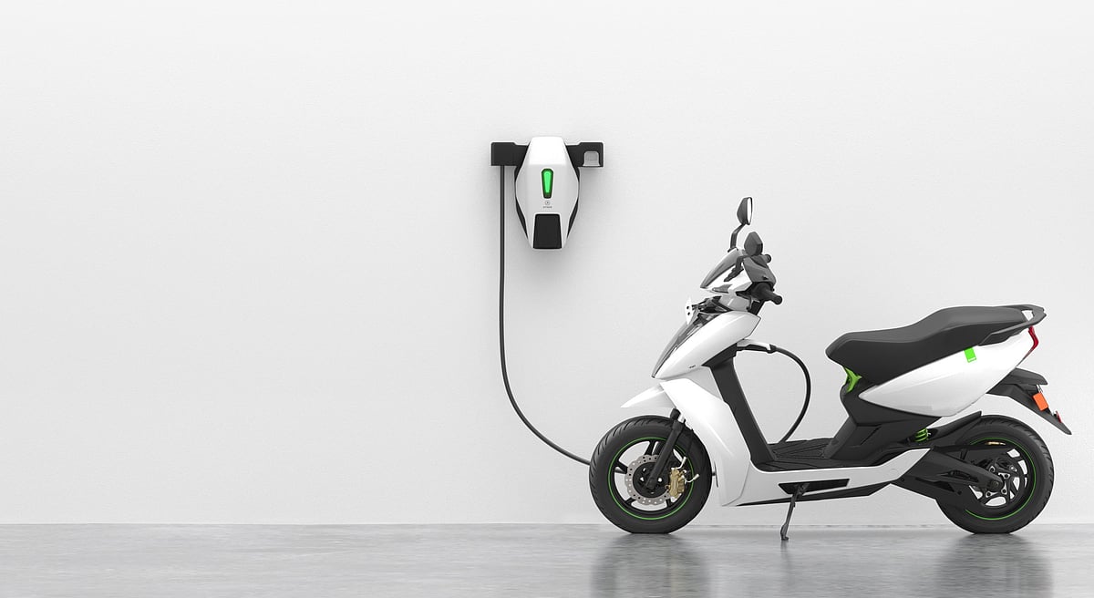  The Ather 450 electric scooter and Ather Grid network of charging points. (Source: Ather)