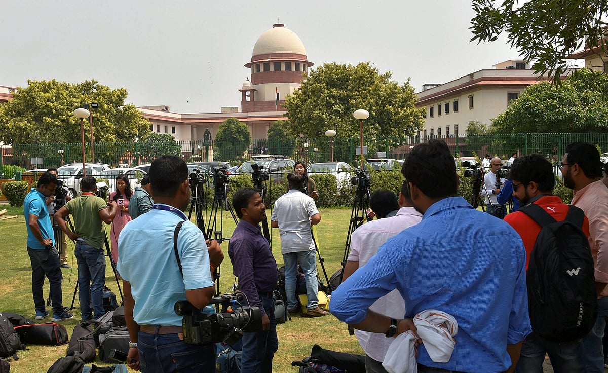 Media outside the Supreme Court during a verdict in New Delhi. (Source: PTI)