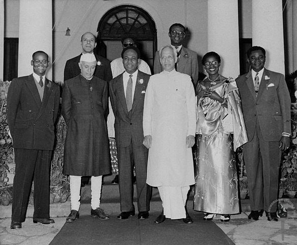 Prime Minister Jawaharlal Nehru and Vice President S. Radhakrishnan with Kwame Nkrume, Prime Minister of Ghana and his wife, in December 1958. (Photograph: Nehru Memorial Museum and Library)