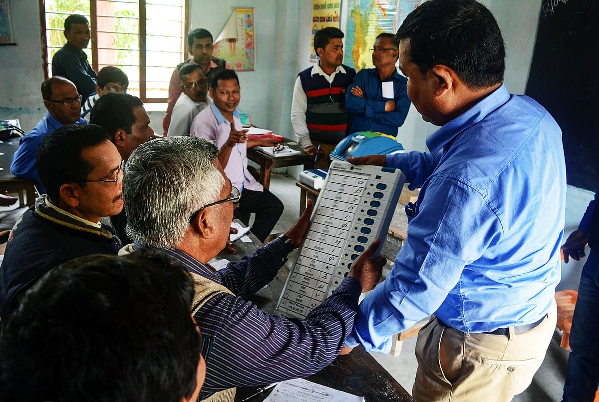 <div class="paragraphs"><p>The counting of votes in Bihar's Maharajganj, along with other assembly constituencies, was scheduled to begin at 8 am on Nov. 14. (Source: PTI)</p></div>
