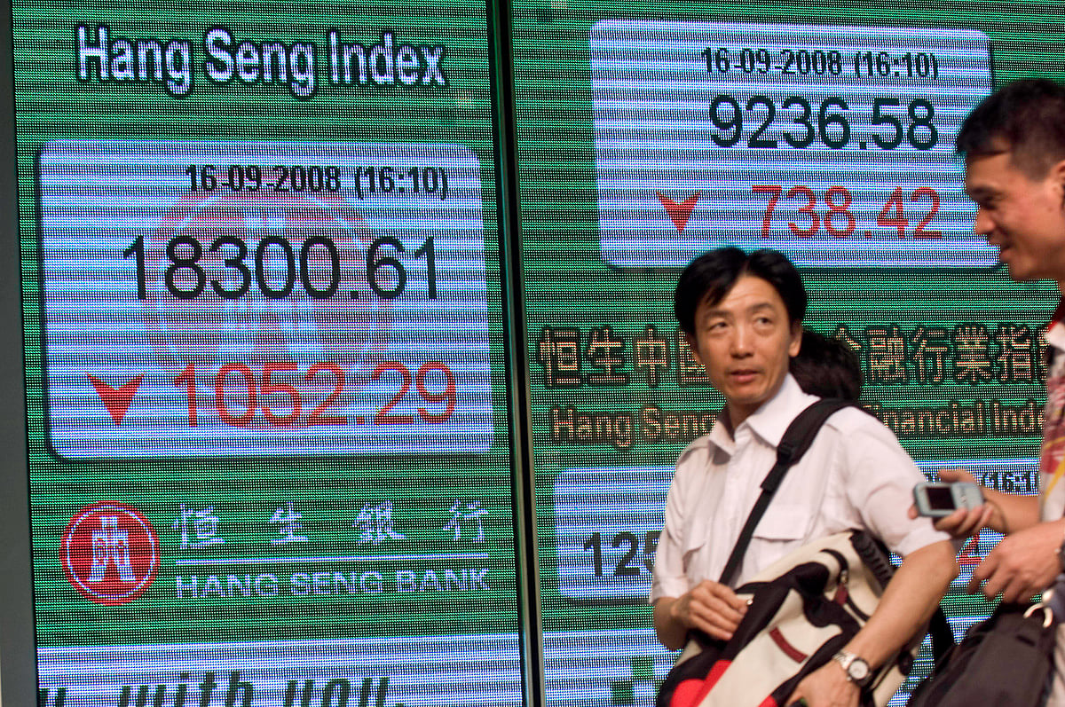 China’s Hang Seng Index dropped by over 1,000 points, or 5 percent, on Sept. 16, 2008, the day after Lehman Brothers filed for bankruptcy protection in New York. (Photographer: Jerome Favre/Bloomberg News)