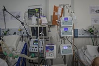 Broken Ventilators Spark Push to End Limits on Who Can Fix Them