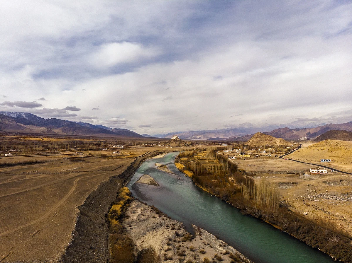 <div class="paragraphs"><p>The Indus River flows near Leh district, in Ladakh, India, on Nov. 12, 2019. (Photographer: Prashanth Vishwanathan/Bloomberg)</p></div>