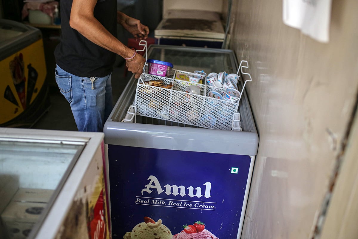 <div class="paragraphs"><p>An Amul branded refrigerator storing ice cream at a store in Mumbai, India. (Photographer: Dhiraj Singh/Bloomberg)</p></div>