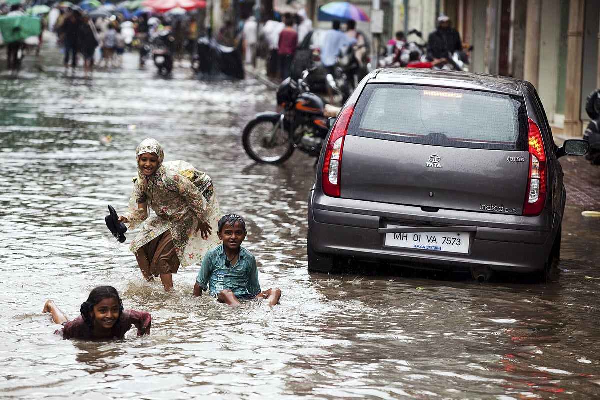 <div class="paragraphs"><p>Large parts of the cities are frequently waterlogged during monsoon. (Photographer: Prashanth Vishwanathan/Bloomberg News)<br></p></div>
