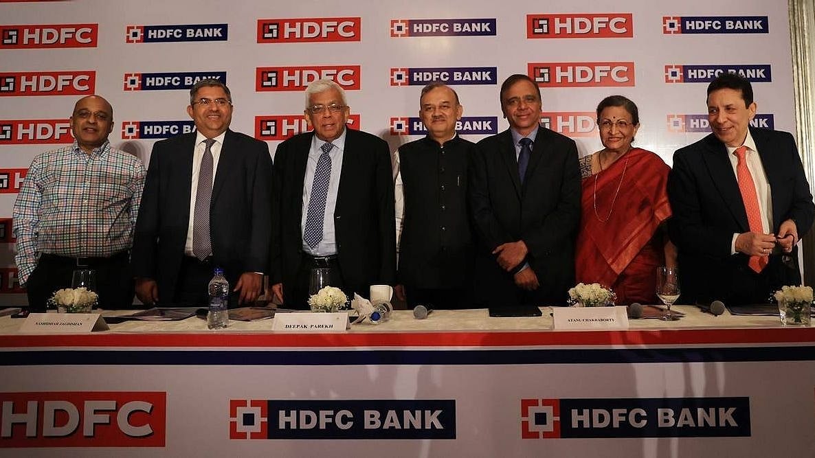 <div class="paragraphs"><p>The HDFC Bank and HDFC management teams, at the merger annnouncement, in Mumbai, on April 4, 2022. (Photograph: BloombergQuint)</p></div>