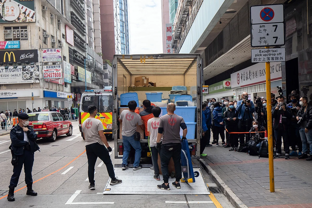 Hong Kong Plunges Below Singapore in World Press Freedom Ranking
