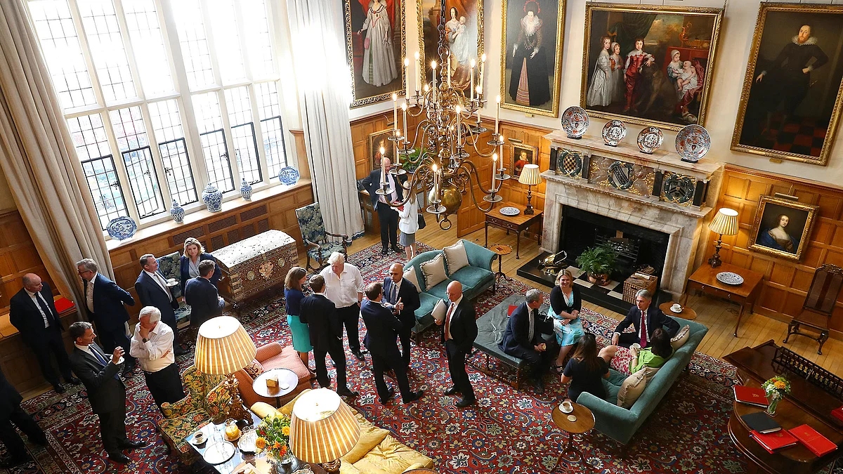 Former prime minister Theresa May and members of her Cabinet at Chequers, in 2018.Photographer: Handout/Getty Images