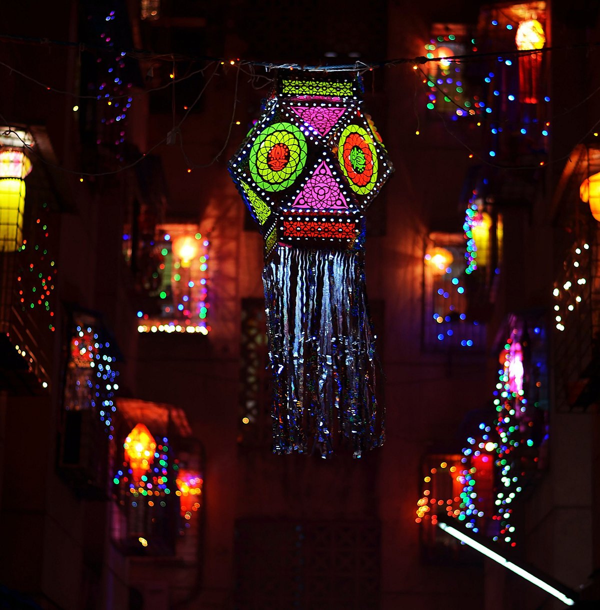 <div class="paragraphs"><p>Lanterns lit during Diwali. (Photo Phalguni Mestry Unsplash)</p></div>
