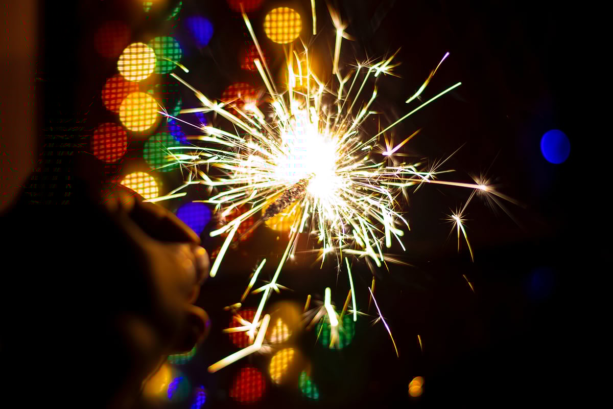<div class="paragraphs"><p>Sparkler. (Source: pxhere.com)</p></div>