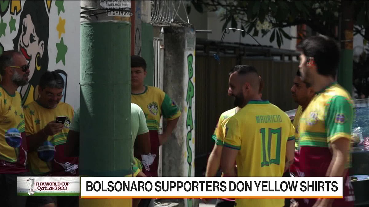 The Qatar World Cup is already surrounded in controversy and now there’s another reason -- Brazil. Many fans of the five-time winner are preparing to ditch the national team’s iconic yellow shirt because it is worn by supporters of outgoing right-wing President Jair Bolsonaro. Joe Easton reports on “Bloomberg Markets.”Source: Bloomberg