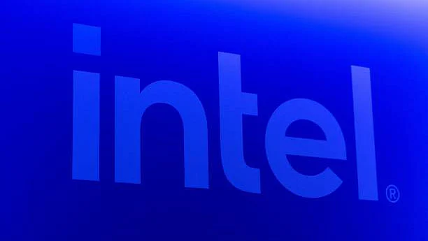 WATCH: Intel slid in late trading Thursday after giving a dire forecast for the current period. Mandeep Singh of Bloomberg Intelligence has more.Source: Bloomberg