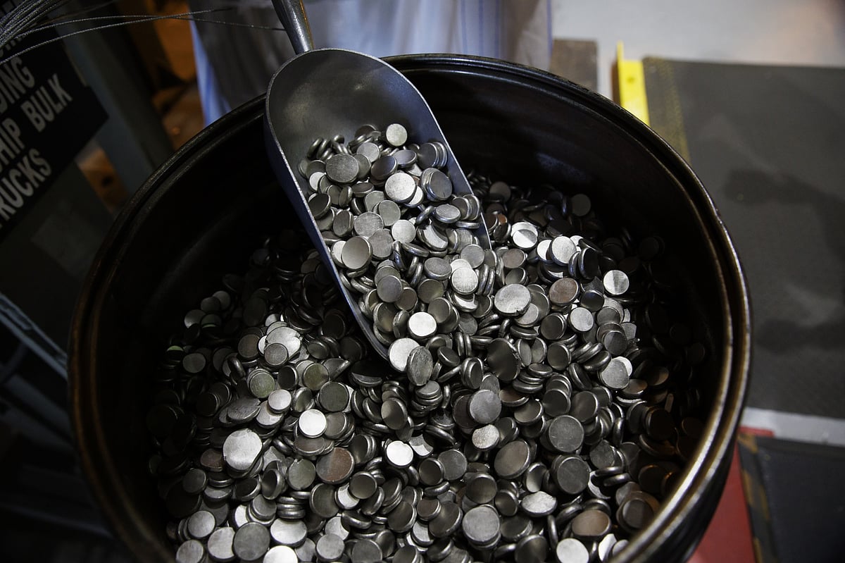 Nickel chips.Photographer: Cole Burston/Bloomberg