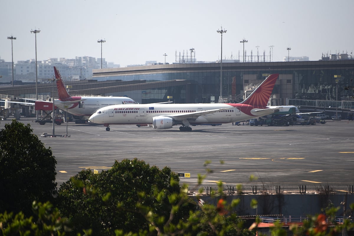 Air India’s Boeing 787-8 Dreamliner at Chhatrapati Shivaji Maharaj International Airport in Mumbai.Photographer: Indranil Aditya/Bloomberg