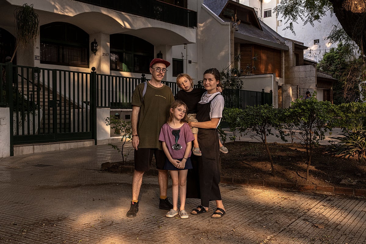 Mark Boyarsky with his wife and children in the Belgrano neighborhood. They relocated to Argentina in September and applied for refugee status, fleeing Russian society’s conservative turn.Photographer: Sarah Pabst/Bloomberg