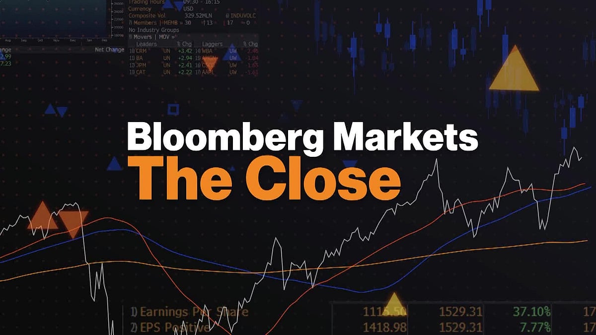 Romaine Bostick & Katie Greifeld bring you the latest news and analysis leading up to the final minutes and seconds before and after the closing bell on Wall Street and tackles the bank turmoil, private markets and March Madness.Source: Bloomberg