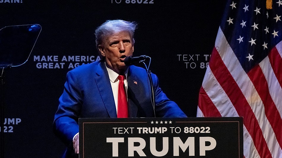 WATCH: Donald Trump is calling his indictment a “political persecution” after a New York grand jury has voted to indict him for allegedly paying hush money to porn star Stormy Daniels. Source: Bloomberg