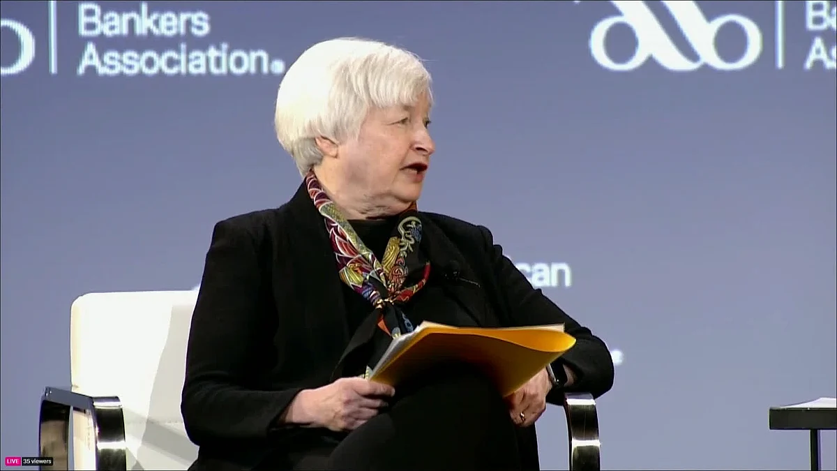 WATCH: Treasury Secretary Janet Yellen says the US government is “resolutely committed” to mitigating financial-stability risks where necessary.Source: Bloomberg