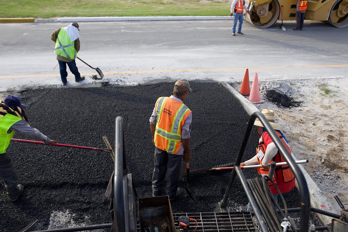 <div class="paragraphs"><p>An under costruction road. (Source: pexels / Alejandro Perez)</p></div>