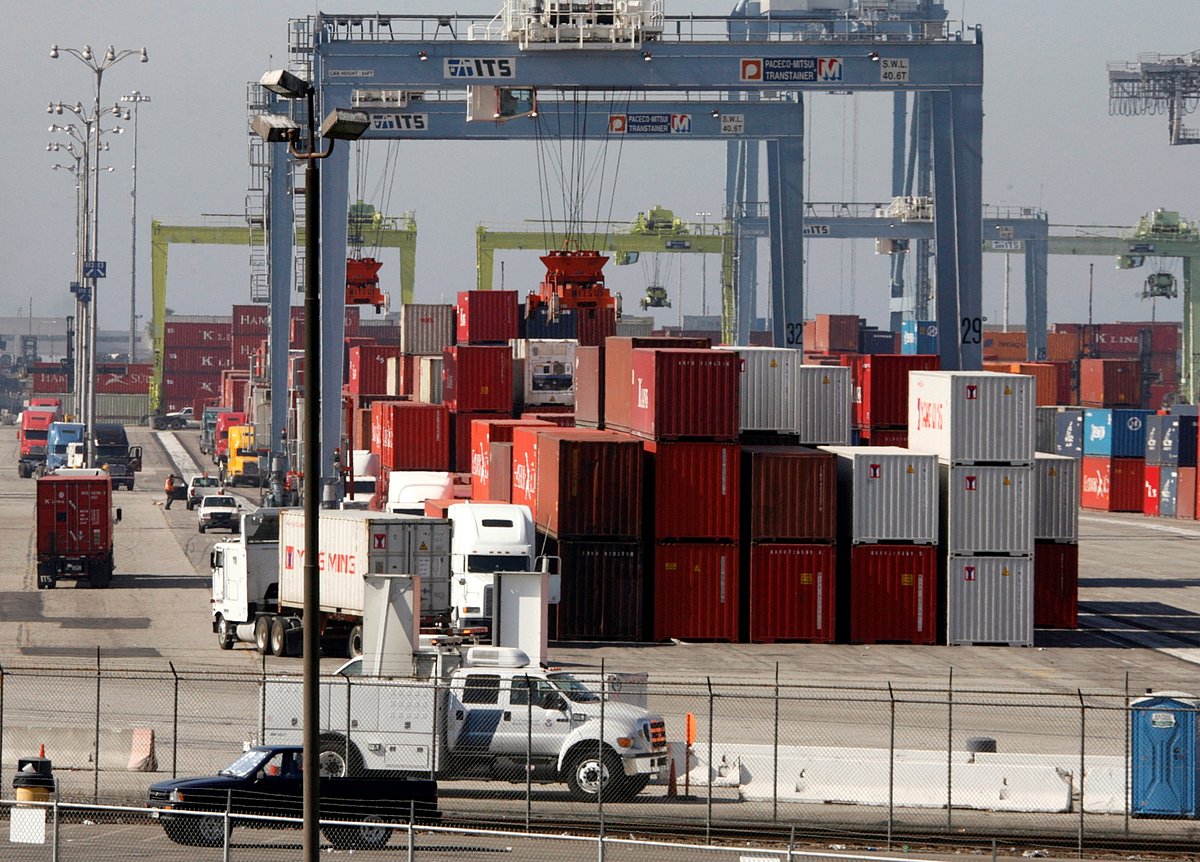 <div class="paragraphs"><p>Cargo containers are seen at a port. (Source: Fred Prouser/Reuters)</p></div>