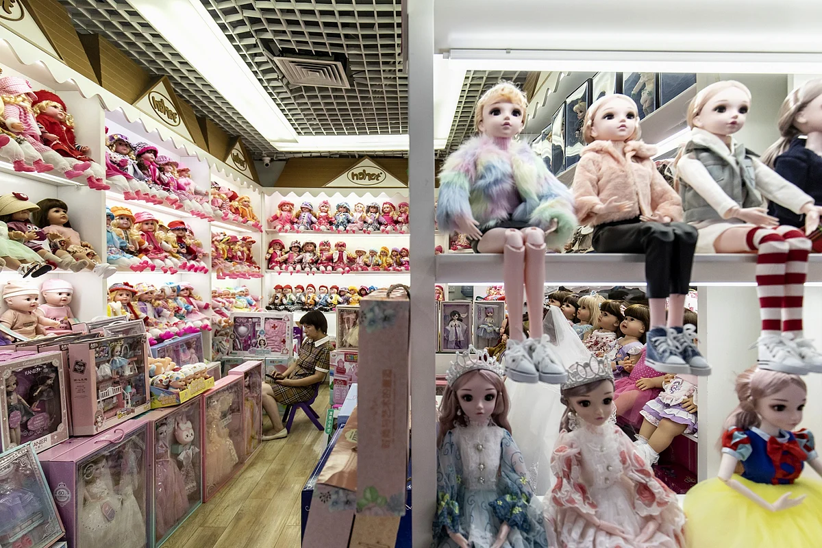 Foreign trade had been a consistent support during the pandemic as Chinese factories rushed to fill US and European orders, but it’s dwindled in recent months.Photographer: Qilai Shen/Bloomberg