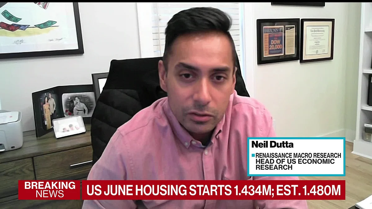 Neil Dutta, Renaissance Macro Research head of US economic research, says there’s more upside to the economy than not and the US unemployment rate will not exceed 4% during an interview with Tom Keene and Lisa Abramowicz on “Bloomberg Surveillance.”Source: Bloomberg