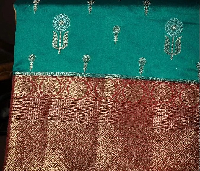 <div class="paragraphs"><p>Silk saree. (Source: Kalamandir official fb page)</p></div>