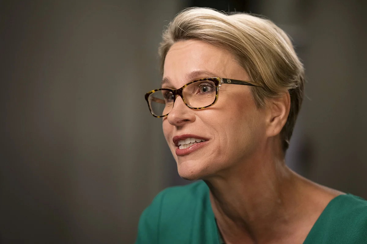 Emma Walmsley, chief executive officer of GlaxoSmithKline PLC, speaks during a Bloomberg Television interview.Photographer: David Paul Morris/Bloomberg