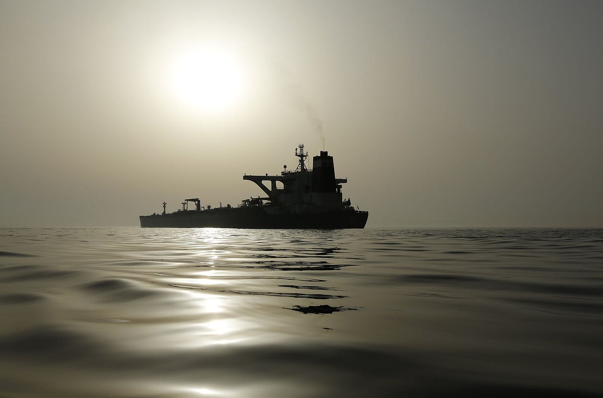 Iran Captures Oil Tanker Off Oman in Deepening Mideast Turmoil - Vimarsana News