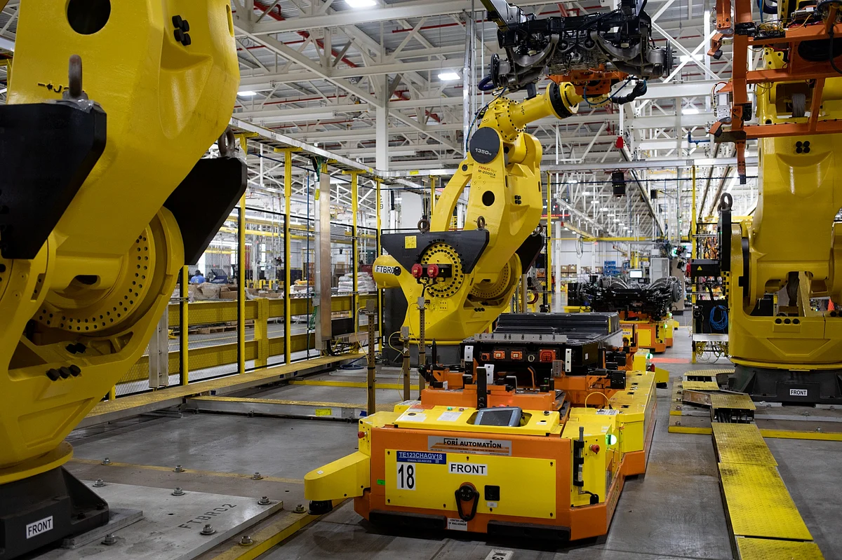 A Ford F-150 Lightning assembly line in Dearborn, Michigan.Photographer: Emily Elconin/Bloomberg