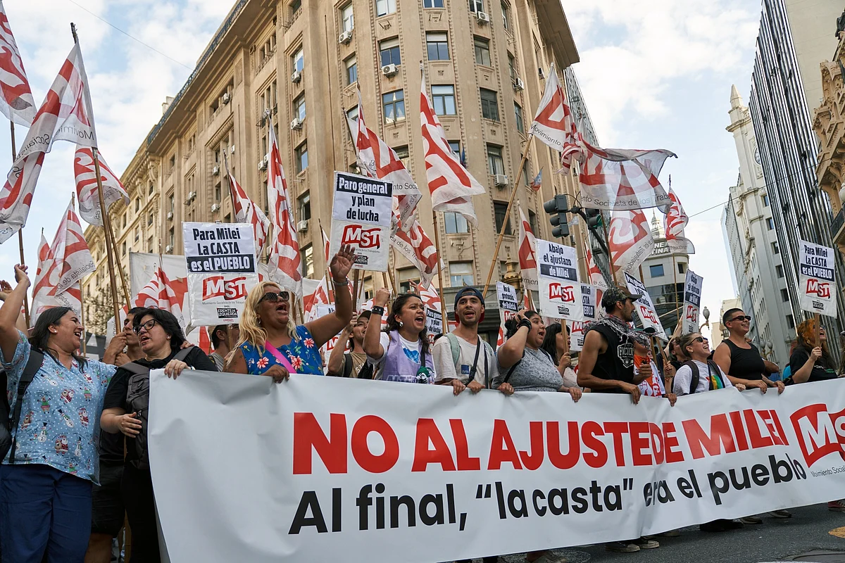 Protesters and members of labor unions during an anti-austerity demonstration in Buenos Aires on Dec. 20.Photographer: Natalia Favre/Bloomber
