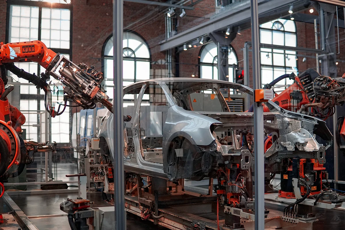 Ashok Leyland, Ather Energy, Bharat Forge — HDFC Securities Top Stock Pick In Auto Sector; Q1 Results Preview