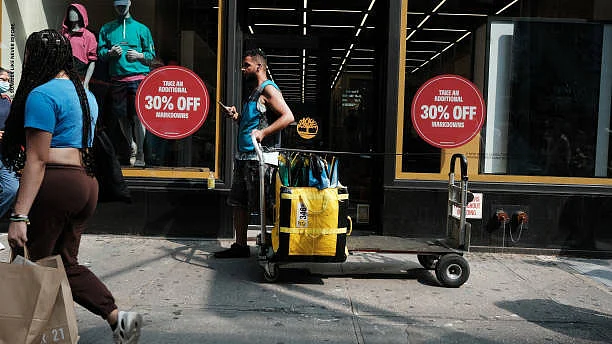 WATCH: Fed’s preferred inflation metric comes in line with estimates.Source: Bloomberg