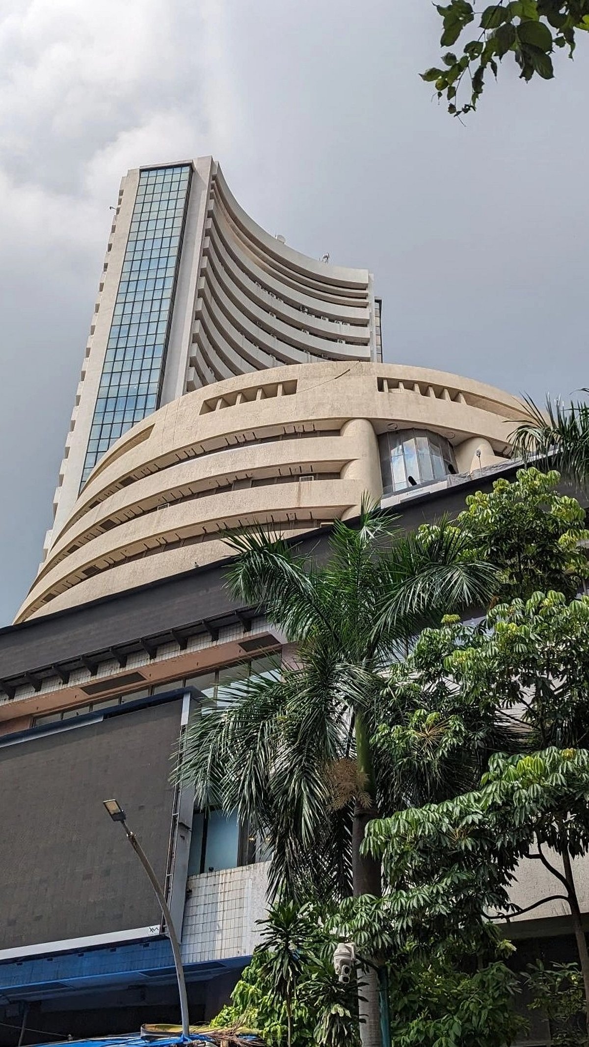 Stock Market Highlights: Sensex, Nifty Gainers And Losers — Feb. 26