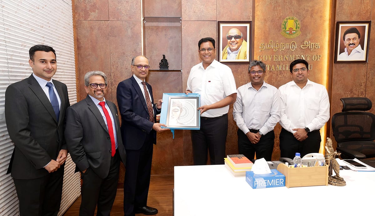 <div class="paragraphs"><p>Tata Motors CFO PB Balaji with Tamil Nadu's Industries Minister TRB Rajaa during the signing of the MoU on Wednesday. (Source: TRB Rajaa/X)</p></div>