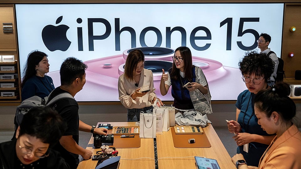 WATCH: Sales of Apple Inc.’s iPhone unexpectedly fell by 24% in China over the first six weeks of this year.Source: Bloomberg