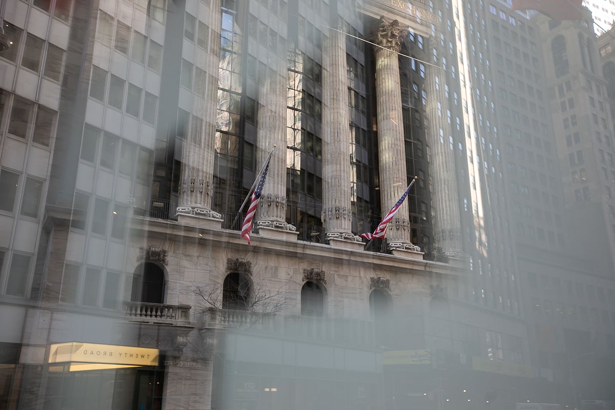 Stock rally hits a wallPhotographer: Michael Nagle/Bloomberg