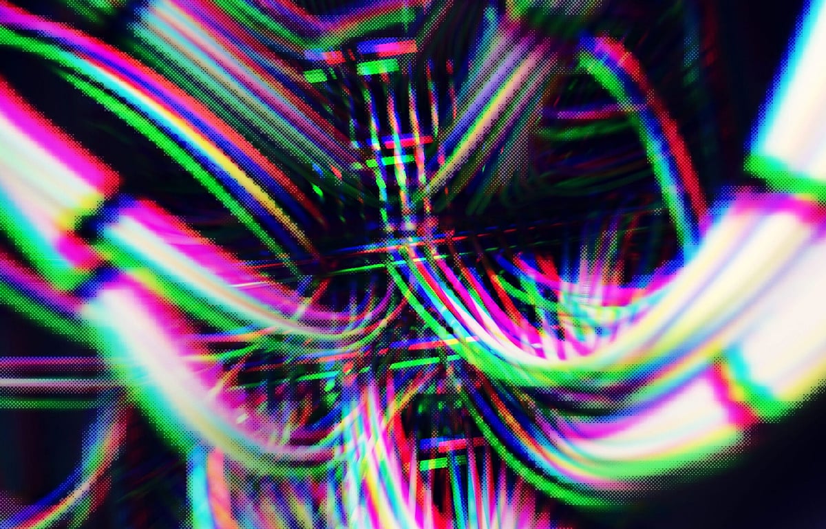 <div class="paragraphs"><p>Coaxial cables connect to a computer server unit inside a communications room at an office in London, U.K. (Photographer: Chris Ratcliffe/Bloomberg)</p></div>