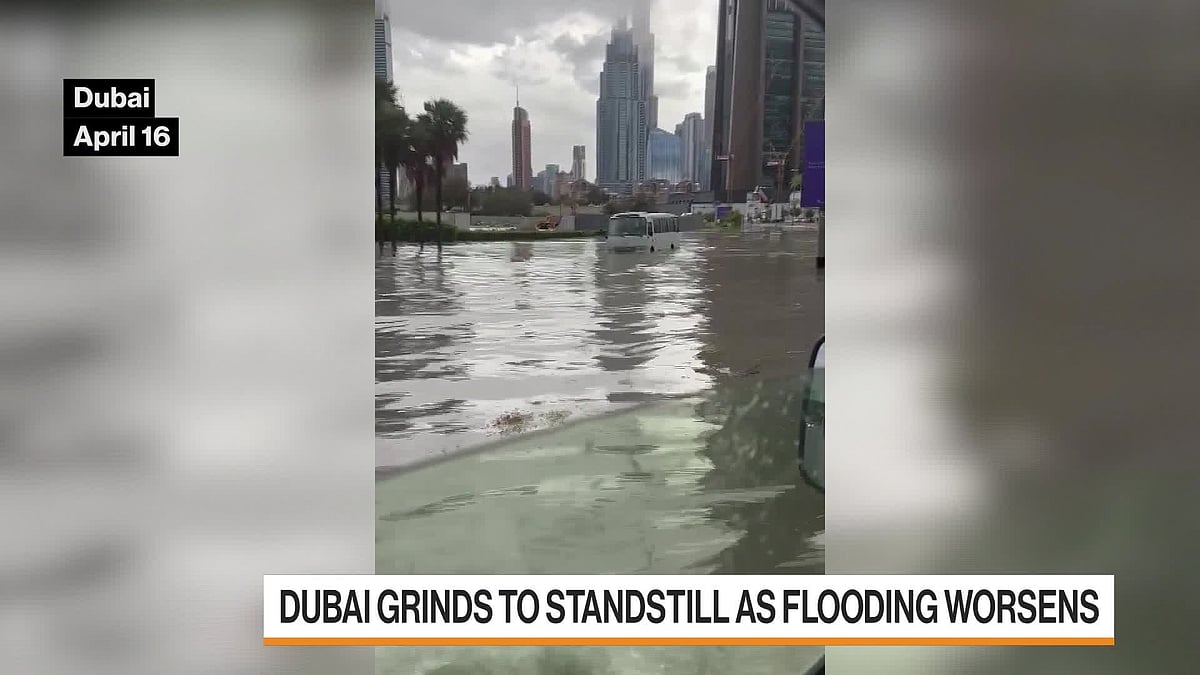 WATCH: Flash flooding hits Dubai.Source: Bloomberg