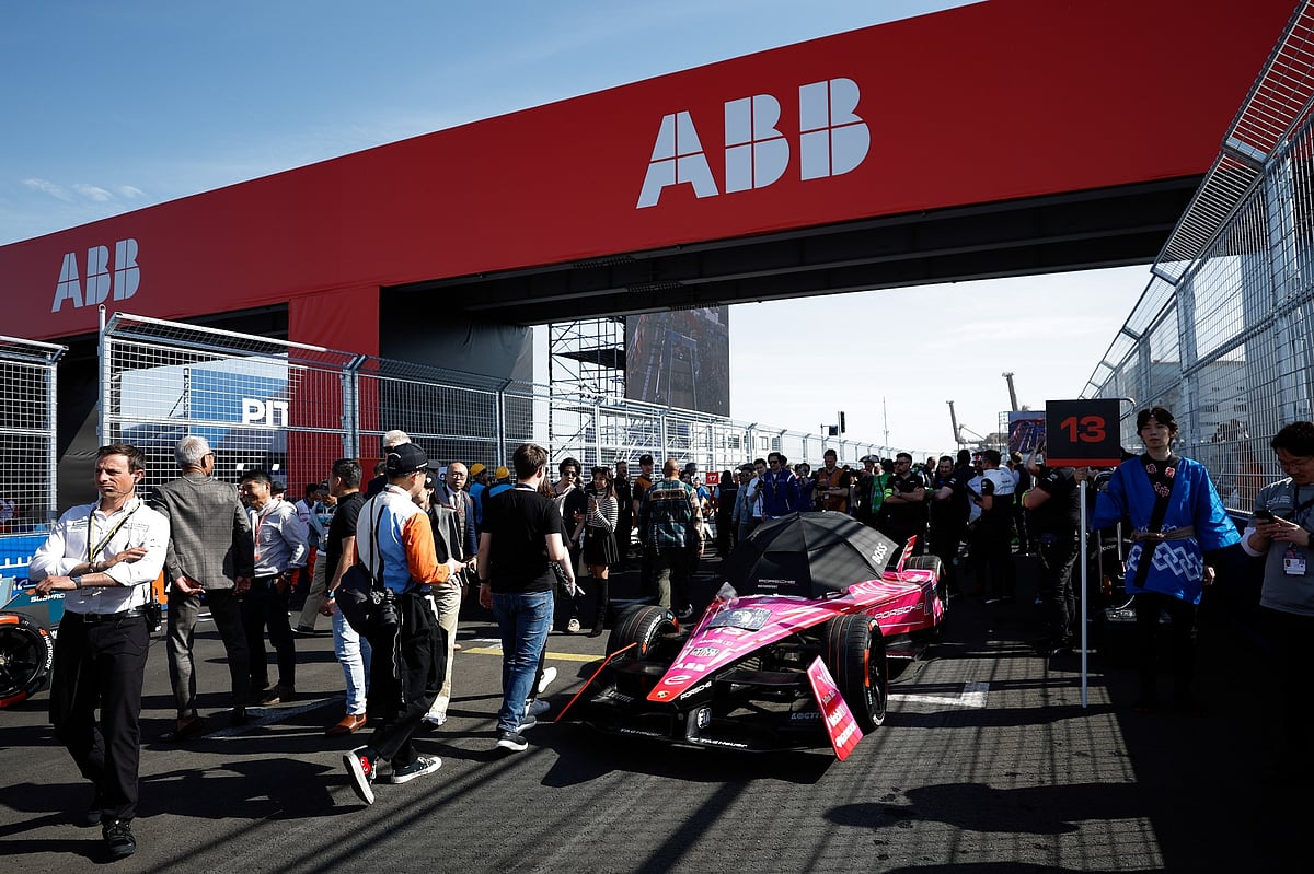 TAG Heuer Porsche Formula E Team’s car at the starting grid.Photographer: Kiyoshi Ota/Bloomberg